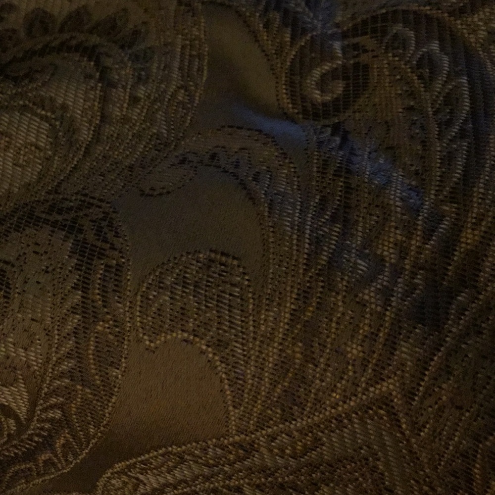 Meet your Posher, Louisa nicole